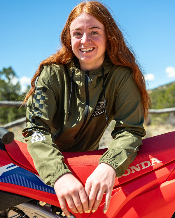 Off the Wall Pullover Windbreaker